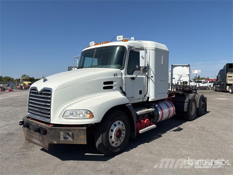 Mack CXU613 Cabezas tractoras