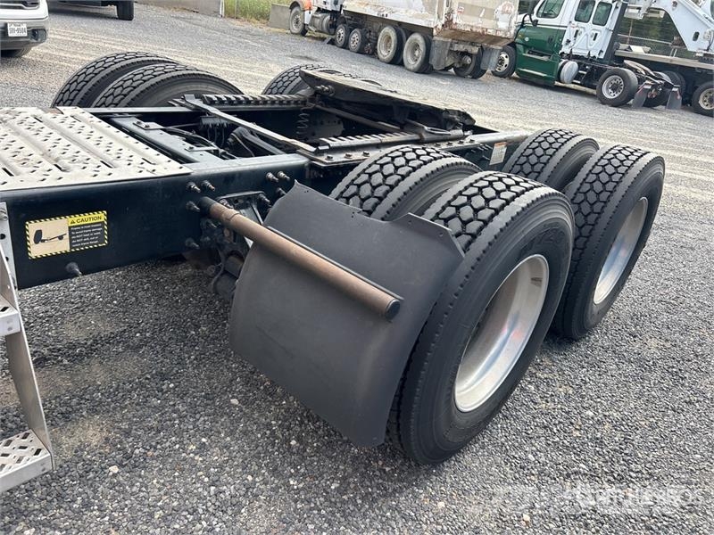 Mack CXU613 Tracteur routier