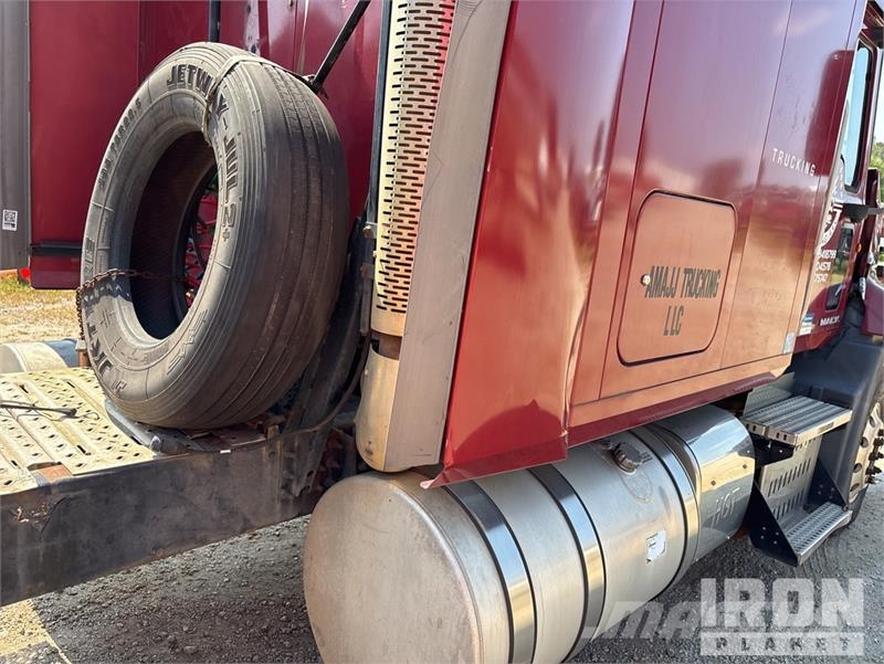 Mack CXU613 Motrici e Trattori Stradali