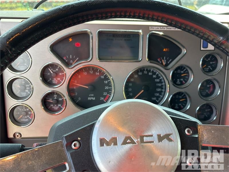Mack CXU613 Motrici e Trattori Stradali