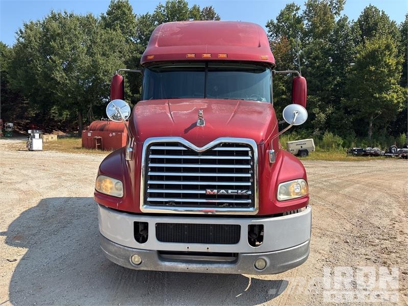 Mack CXU613 Motrici e Trattori Stradali