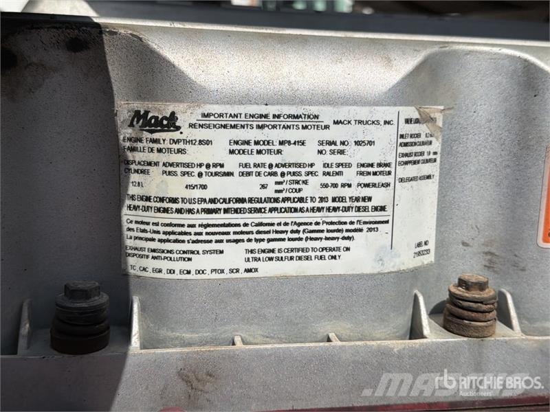 Mack CXU613 Vilcēji