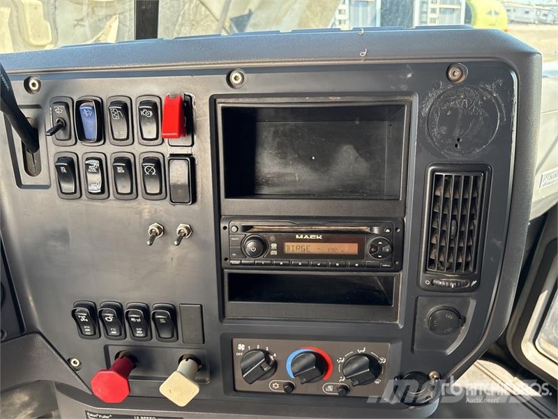 Mack CXU613 Cabezas tractoras