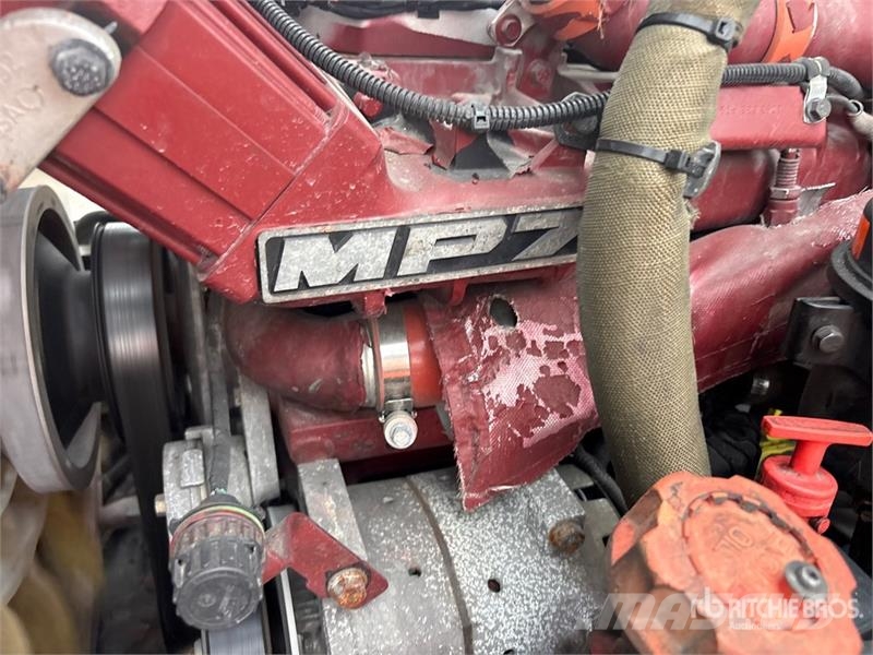Mack CXU613 Tegljači
