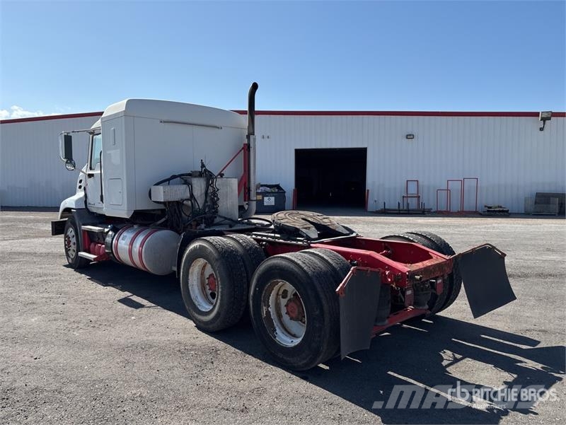 Mack CXU613 Тягачі