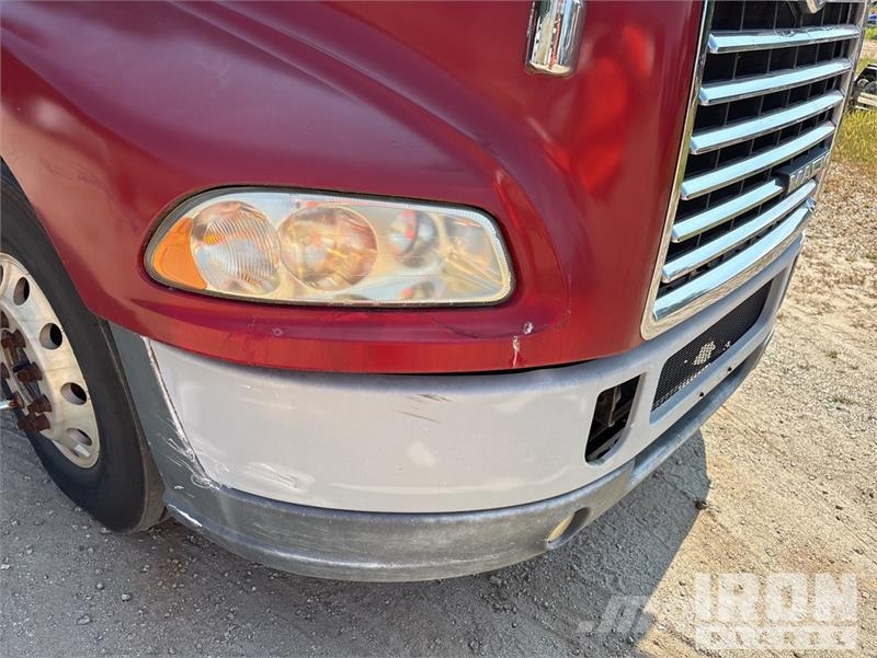 Mack CXU613 Motrici e Trattori Stradali