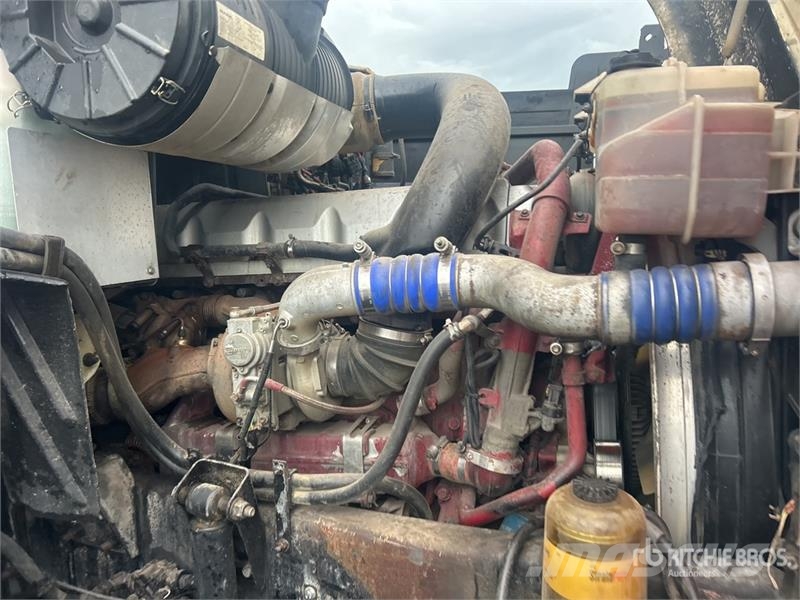 Mack CXU613 Camiones bañeras basculantes o volquetes
