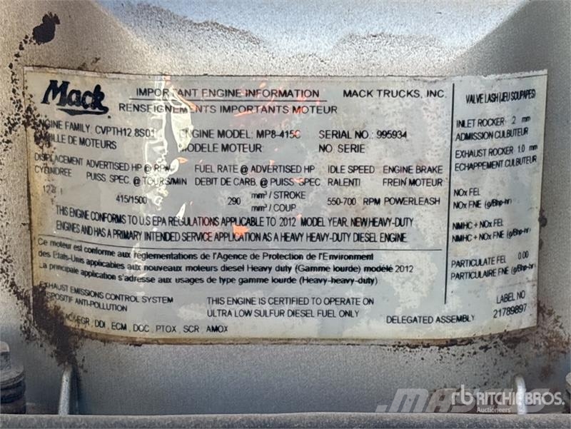 Mack CXU613 Тягачі