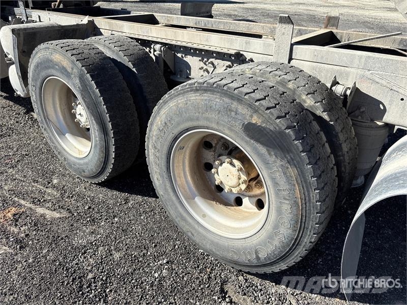 Mack CXU613 6x4 T/A Dump Truck Tipper trucks