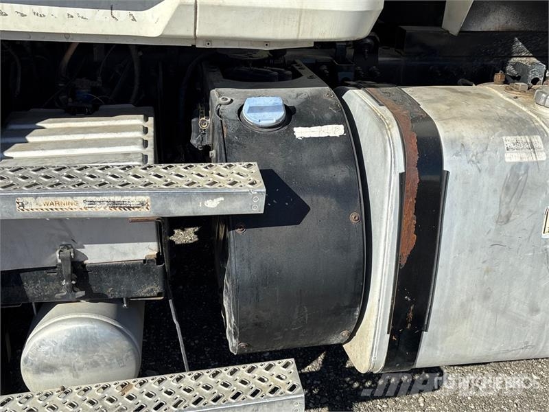 Mack CXU613 6x4 T/A Dump Truck Tipper trucks