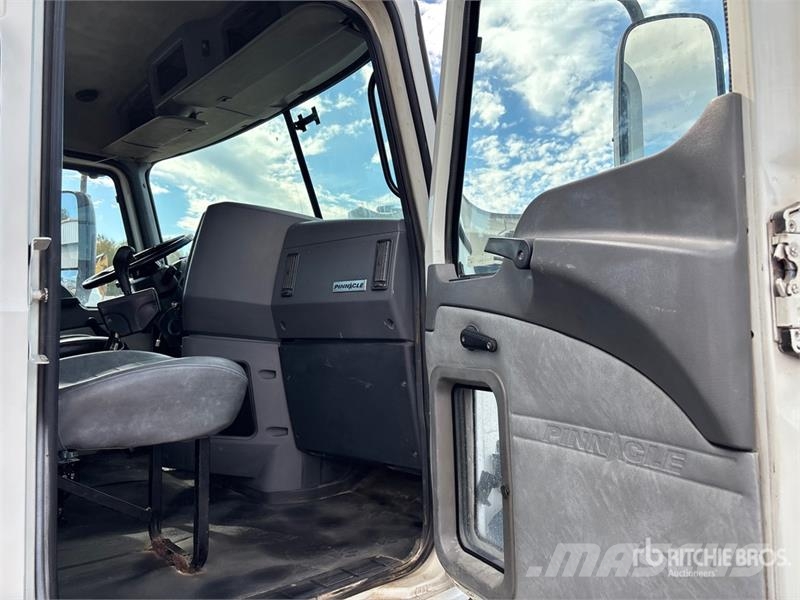 Mack CXU613 6x4 T/A Dump Truck Kipper