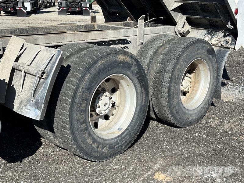 Mack CXU613 6x4 T/A Dump Truck Tipper trucks