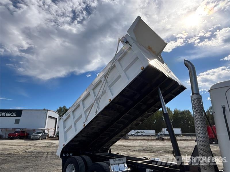 Mack CXU613 6x4 T/A Dump Truck Kipper