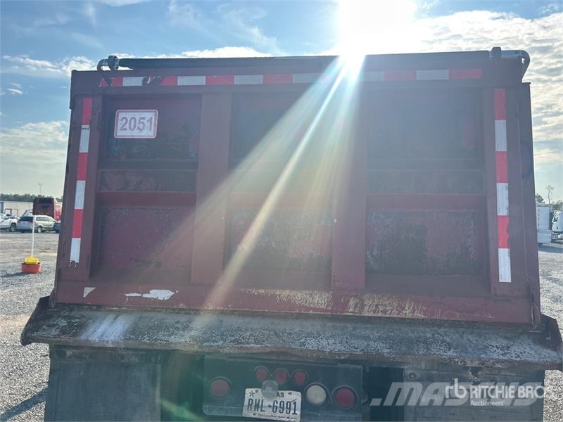 Mack CXU613 8x4 Tri/A Dump Truck Tipper trucks