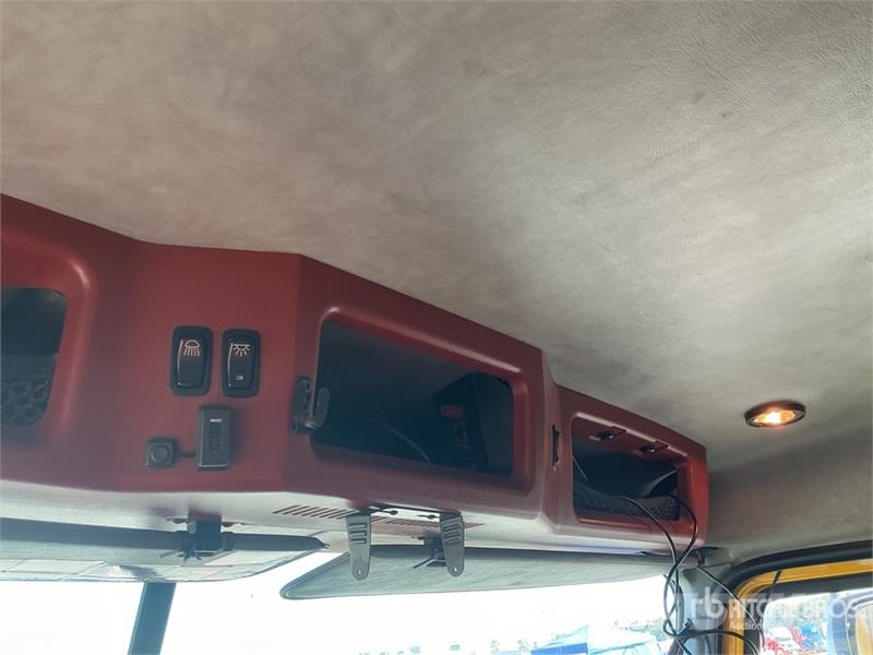 Mack CXU613 8x4 Tri/A Dump Truck 傾卸式卡車
