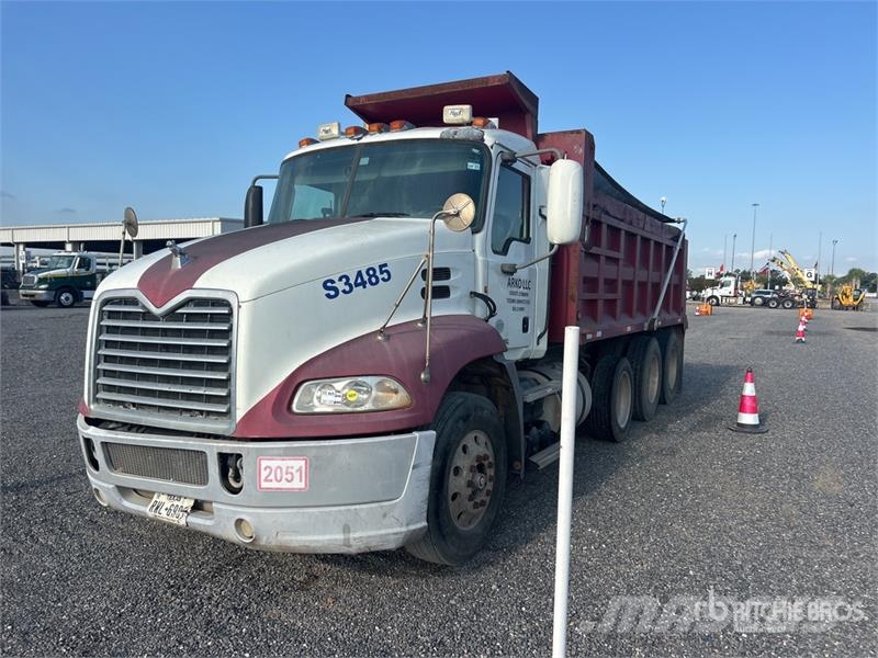 Mack CXU613 8x4 Tri/A Dump Truck Tipper trucks