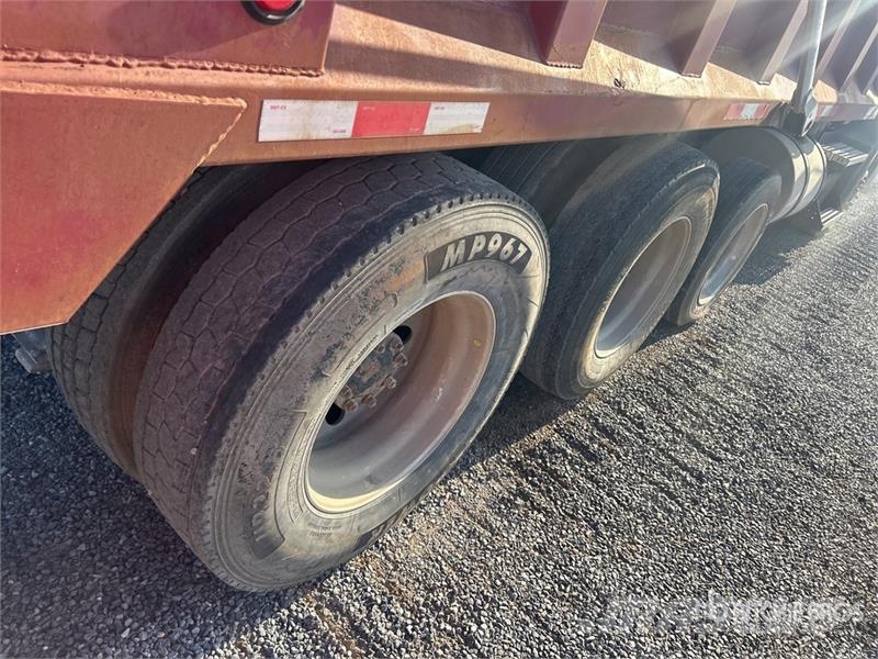 Mack CXU613 8x4 Tri/A Dump Truck Tipper trucks