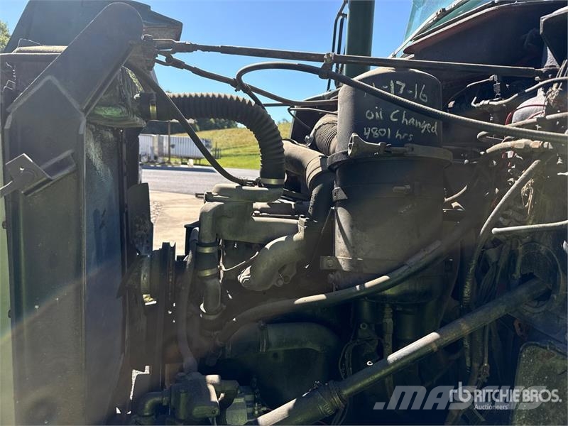Mack DM607 6x4 T/A Day Cab Truck Tractor Trækkere