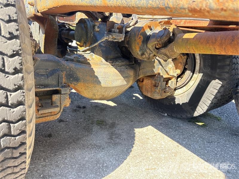 Mack DM607 6x4 T/A Day Cab Truck Tractor Trækkere