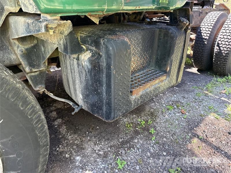 Mack DM611 6x4 T/A Day Cab Truck Tractor Naudoti vilkikai