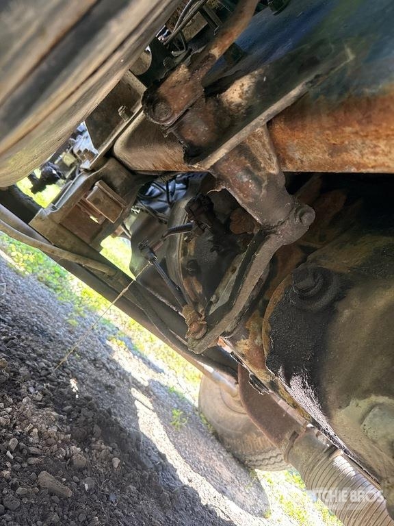 Mack DM611 6x4 T/A Day Cab Truck Tractor Naudoti vilkikai