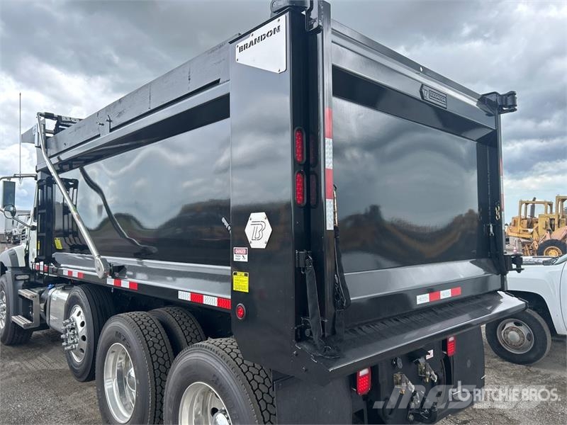 Mack GR64B 8x4 Tri/A Dump Truck (Unused) Kiper tovornjaki