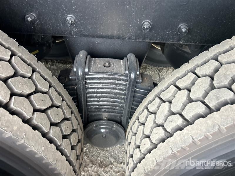 Mack GR64B 8x4 Tri/A Dump Truck (Unused) Kiper tovornjaki