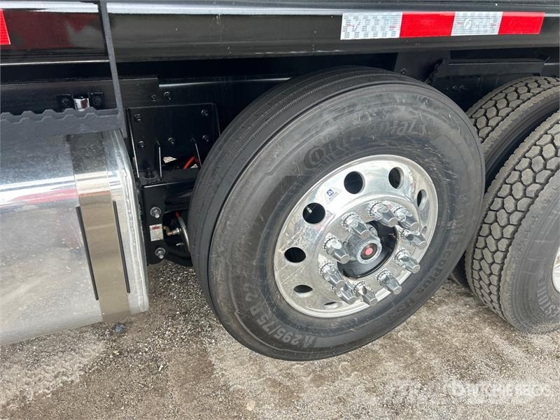 Mack GR64B 8x4 Tri/A Dump Truck (Unused) Kiper tovornjaki