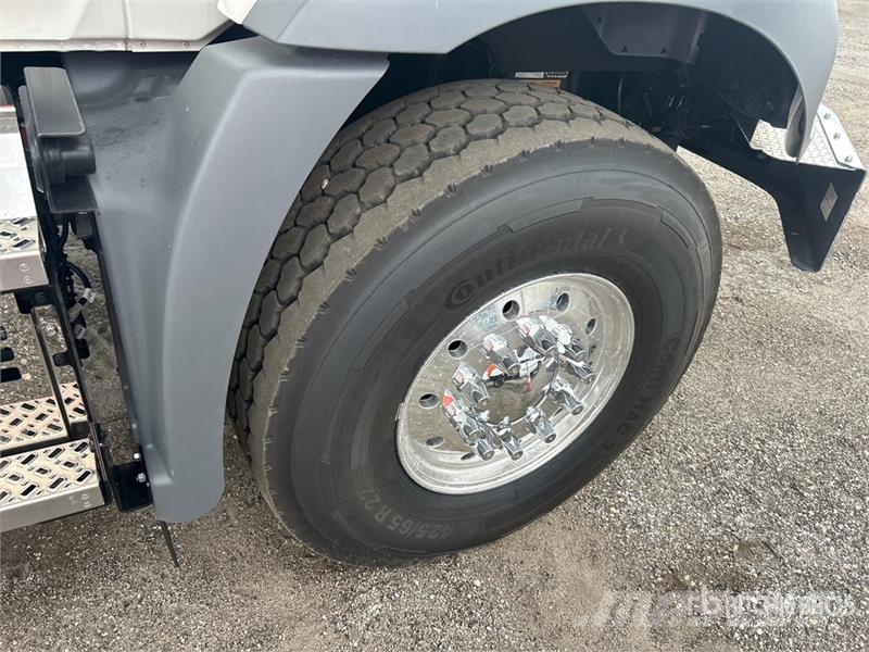 Mack GR64B 8x4 Tri/A Dump Truck (Unused) Kiper tovornjaki