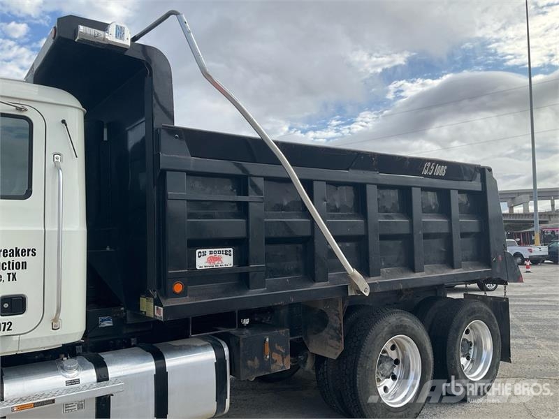 Mack GR64F 6x4 T/A Dump Truck Φορτηγά Ανατροπή