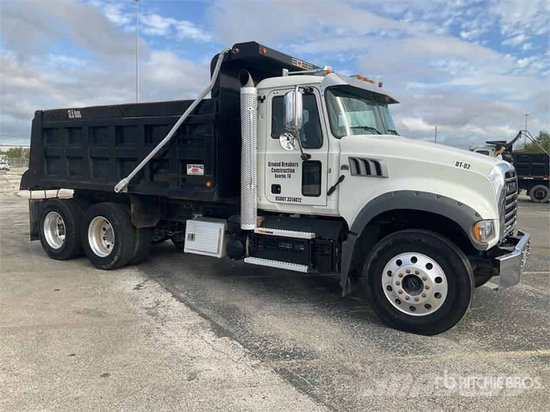 Mack GR64F 6x4 T/A Dump Truck Φορτηγά Ανατροπή