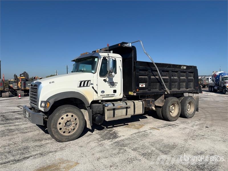 Mack GR64F 6x4 T/A Dump Truck 덤프 트럭