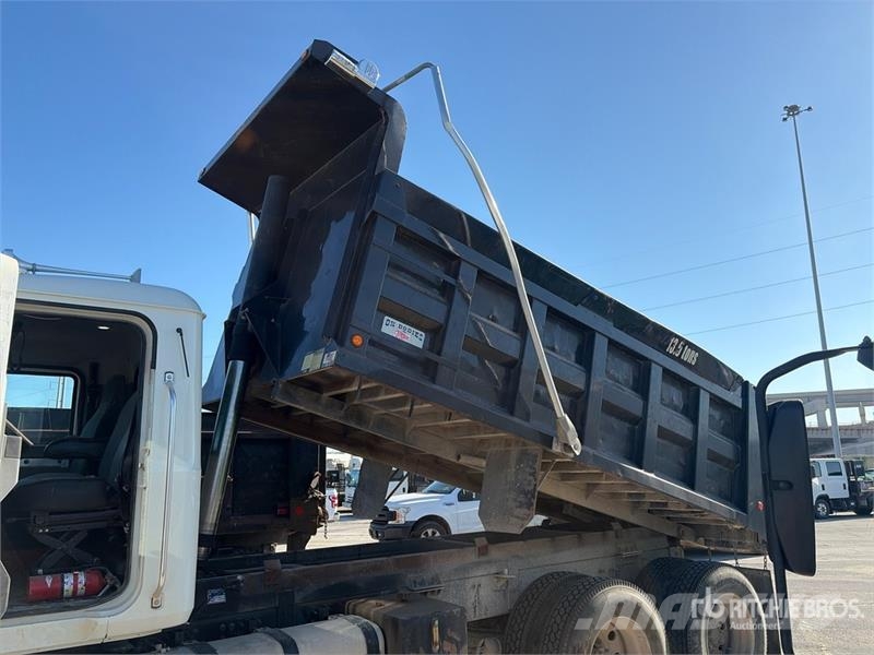 Mack GR64F 6x4 T/A Dump Truck 덤프 트럭
