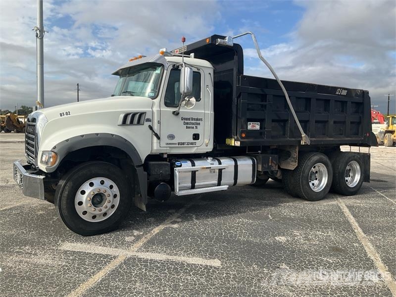 Mack GR64F 6x4 T/A Dump Truck Φορτηγά Ανατροπή