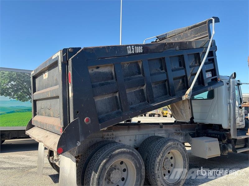 Mack GR64F 6x4 T/A Dump Truck 덤프 트럭