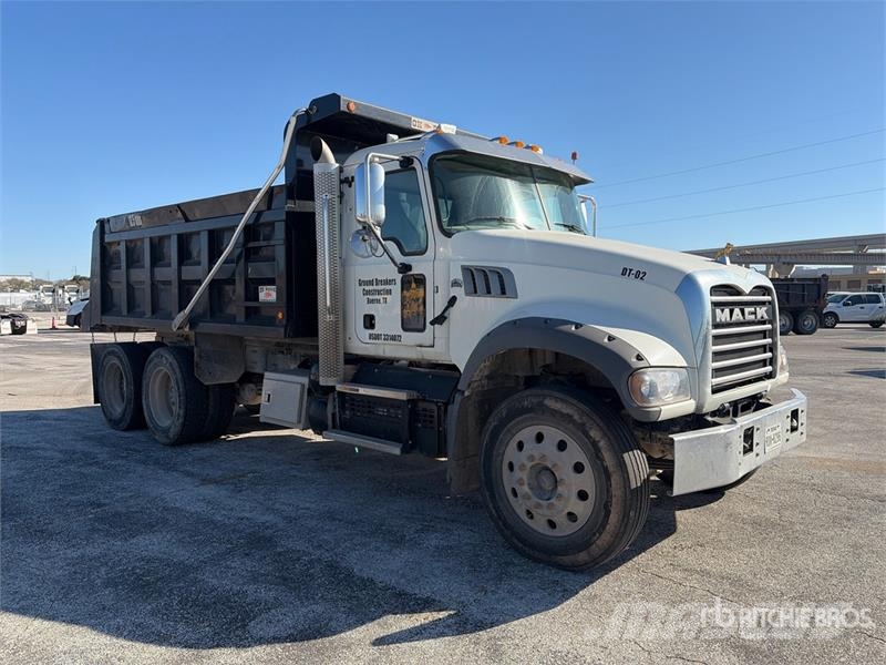 Mack GR64F 6x4 T/A Dump Truck 덤프 트럭