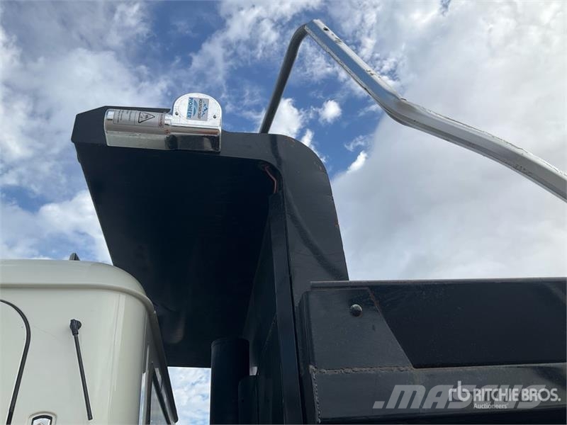 Mack GR64F 6x4 T/A Dump Truck Φορτηγά Ανατροπή