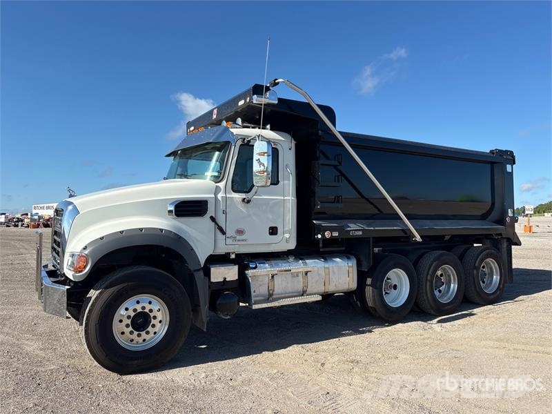 Mack GR64F 6x4 Tri/A Dump Truck Kipper