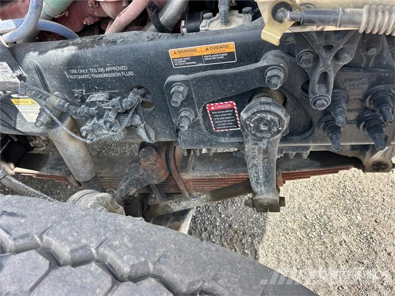 Mack GR64F 8x4 Tri/A Dump Truck Kipper