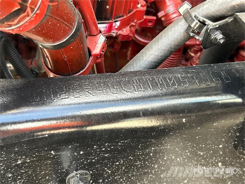 Mack GR64F 8x4 Tri/A Dump Truck Kipper