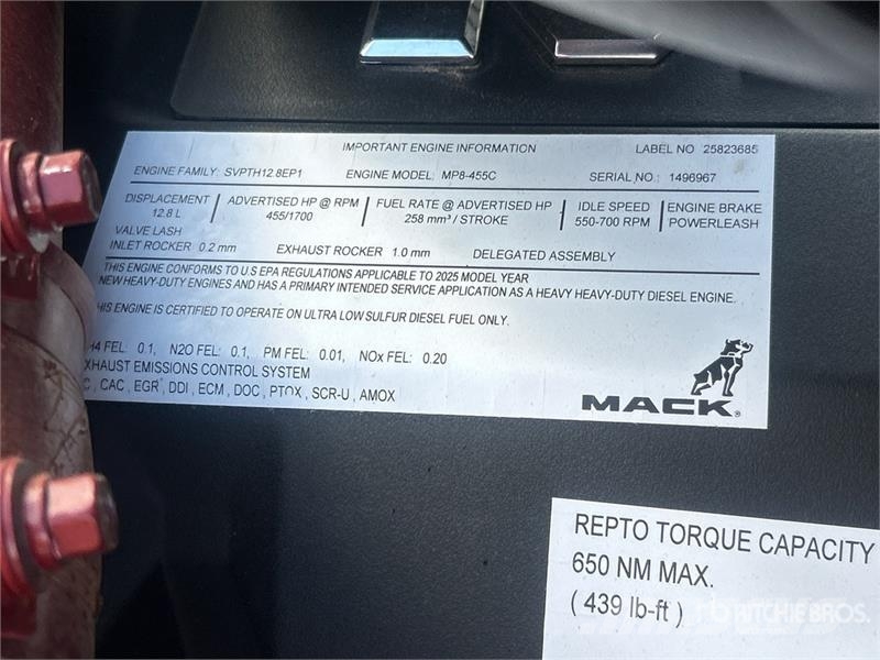 Mack GR64F 8x4 Tri/A Dump Truck Kipper
