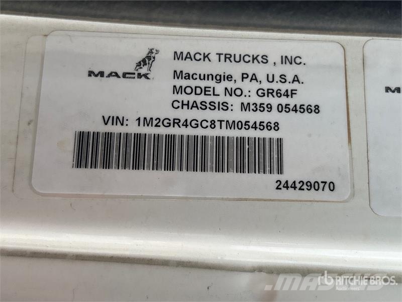 Mack GR64F 8x4 Tri/A Dump Truck Kipper