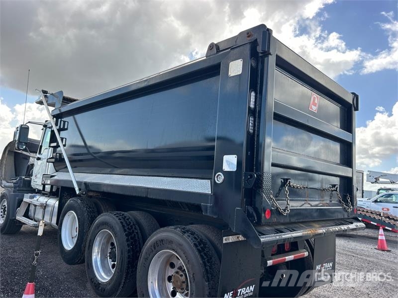 Mack GR64F 8x4 Tri/A Dump Truck Kipper