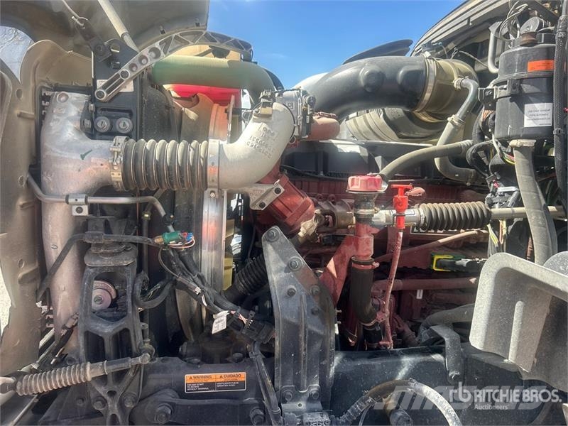 Mack GR64F 8x4 Tri/A Dump Truck Kipper