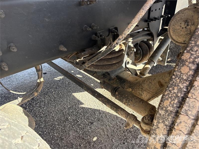 Mack GR84F 6x4 Tri/A Dump Truck Kiperi kamioni