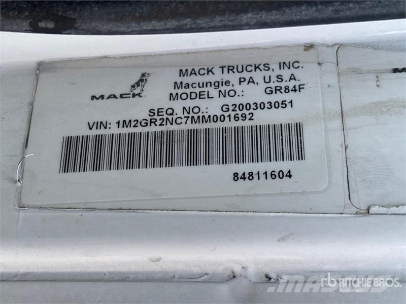 Mack GR84F 8x4 Mixer Truck Concrete trucks