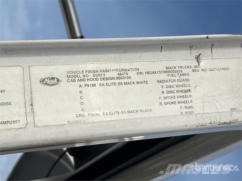 Mack Granite شاحنات قلابة