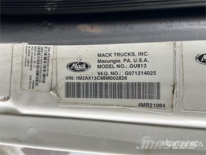 Mack Granite شاحنات قلابة