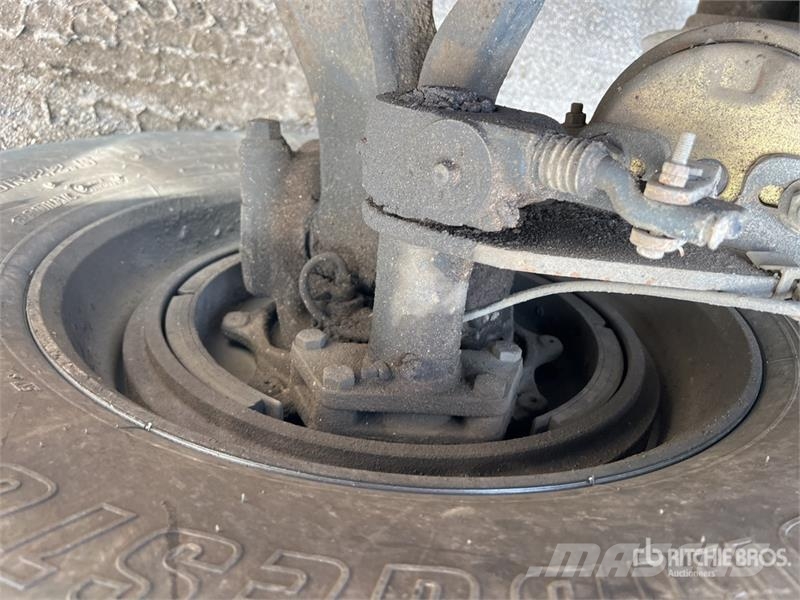 Mack Granite شاحنات قلابة