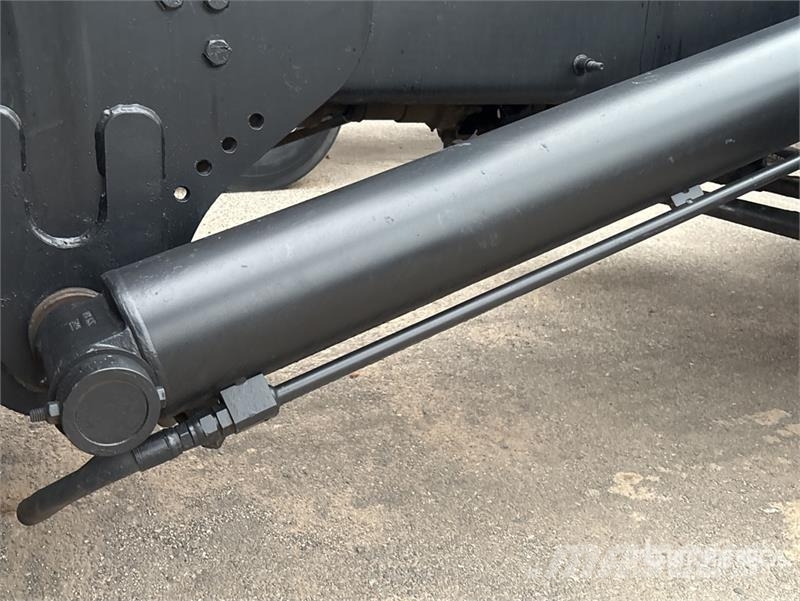 Mack GU533 Kipplader